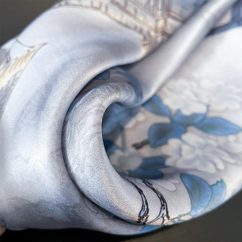 Small Neck Scarves For Ladies Square 100% Silk Scarf New Luxury Brand Women Handkerchief Bag Scarfs Female Head Bandana