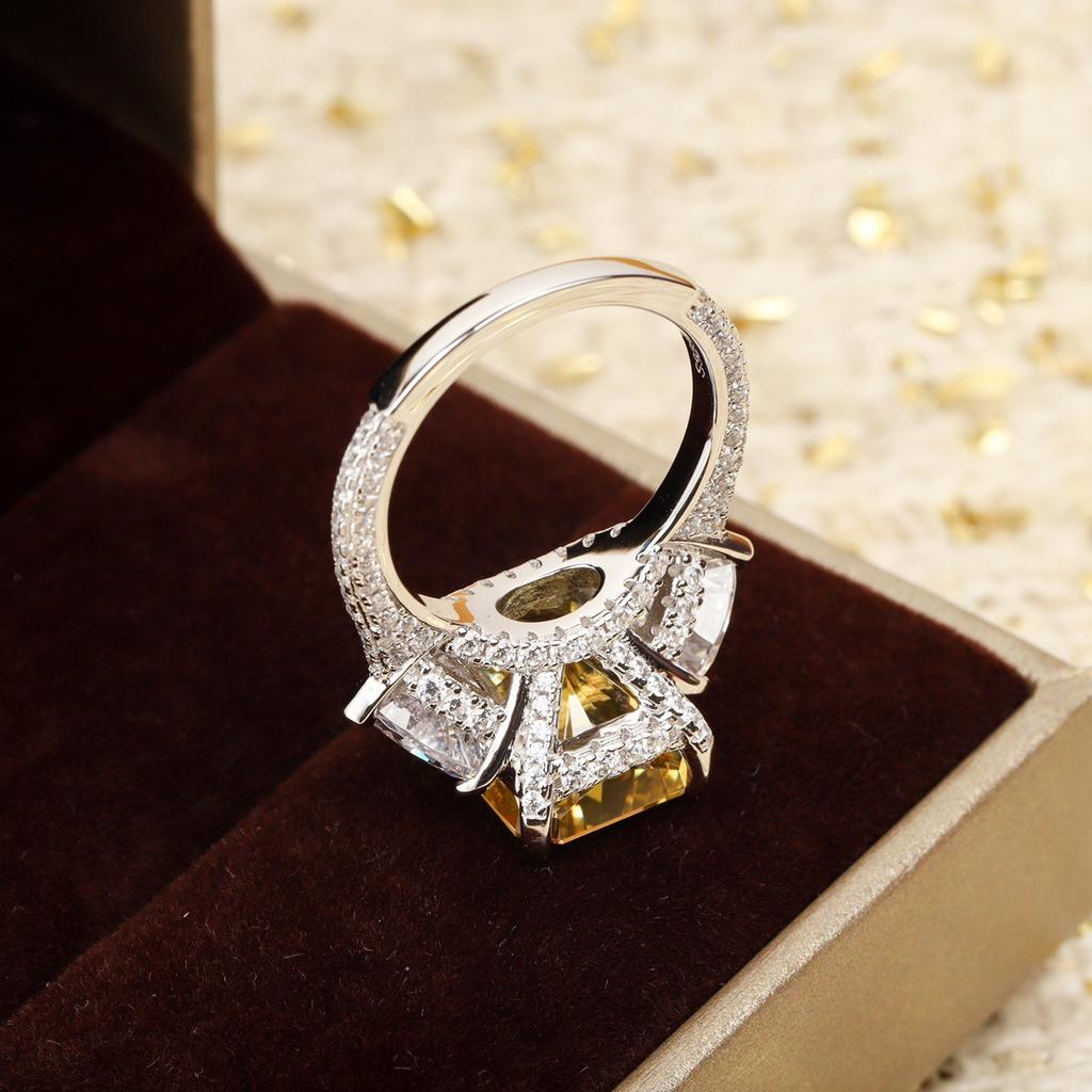 4ct Yellow Diamond Rock Sugar Ring Women's 925 Sterling Silver, Ice Flower Cut Sugar Cube Ring Niche High-end Light Luxury