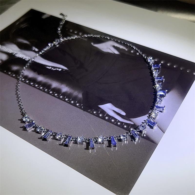 Irregular Super Fairy Light: Luxury Purple Zircon Rhinestone Short Necklace Clavicle Chain Accessory