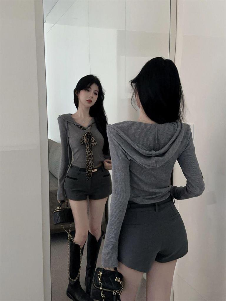 V-neck Leopard Print Tie Patchwork Long-sleeve Top for Women - Autumn Hooded Collarbone Style