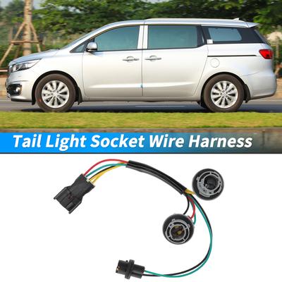 Accesorios para la electrónica del coche – Cables, adaptadores y enchufes