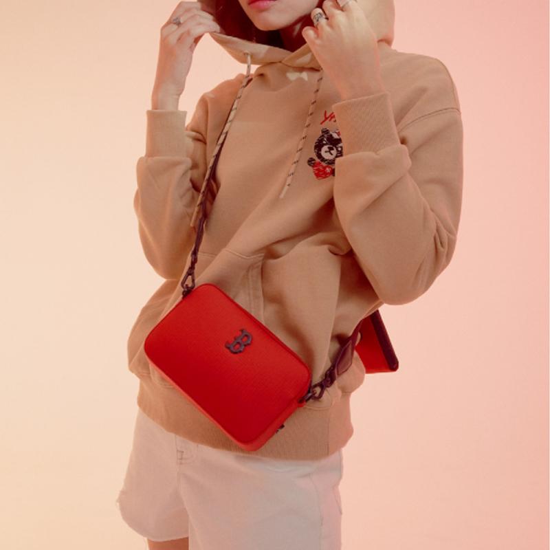 New MLB Polyester 2 In 1 Camera Bag Combo, Shoulder Bag, Crossbody Bag Mini Unisex Red 32BGDJ111-43R