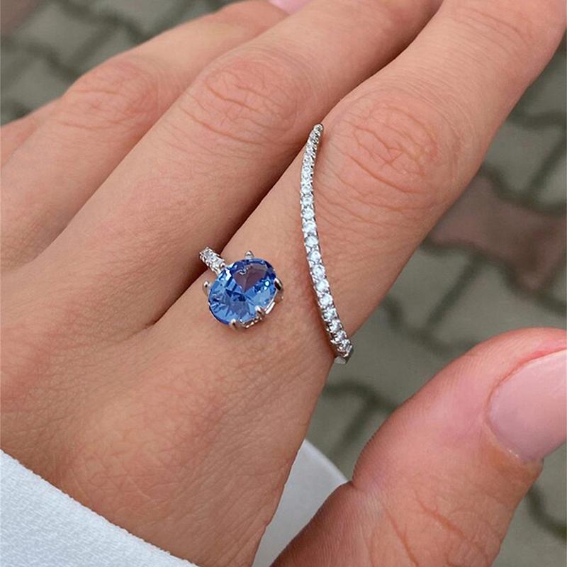 

Huitan Fashionable Geometric Shaped Finger Ring for Women Luxury Paved Dazzling Cubic Zirconia Wedding Party New Trendy Zircon 5