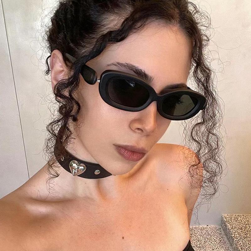 Protective Glasses New Fashion Small Frame Glasses Popular Oval Sunglasses Personality Ins Style Unique Leg Sun Glasses Uv400