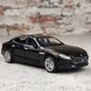 1/32 Maserati Quattroporte Alloy Car Model Diecasts Metal Toy Vehicle Car Model Simulation Sound Light Collection Childrens Gift