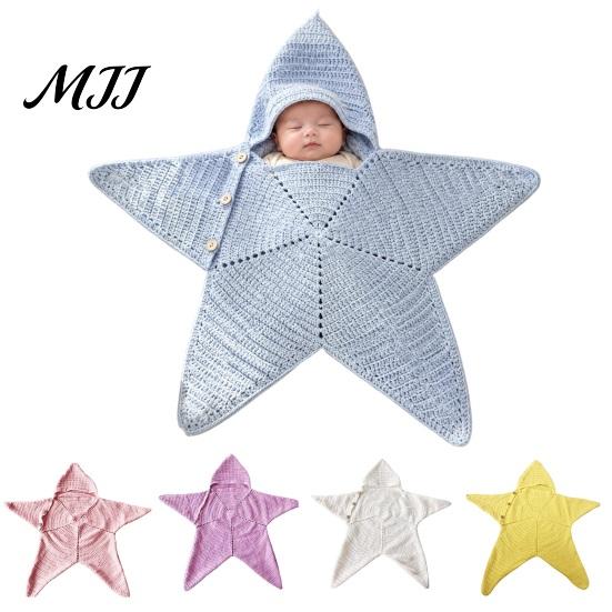 Cute Baby Photo Outfit Star Knit Sleep Sack, Christmas Newborn Swaddle with Hood, Festive Sleepwear Soft Wool Yarn Romper for 0-3 Months, Holiday