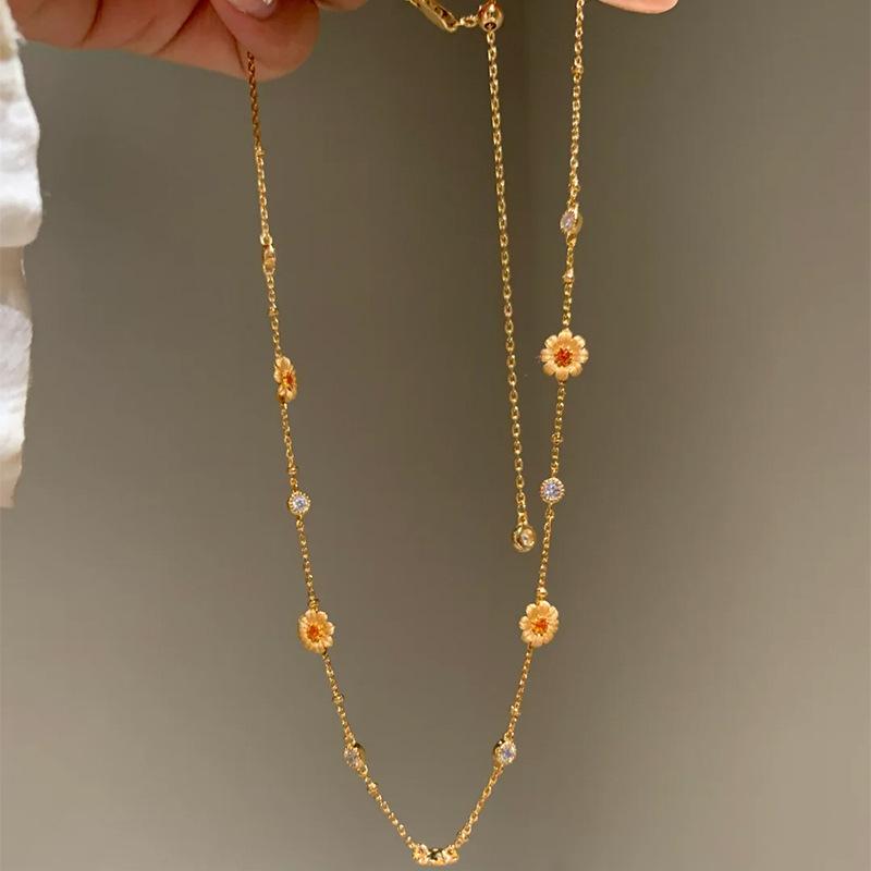 

Vintage classic diamond studded daisy layered necklace exquisite single-layer collar chain party for women gifts