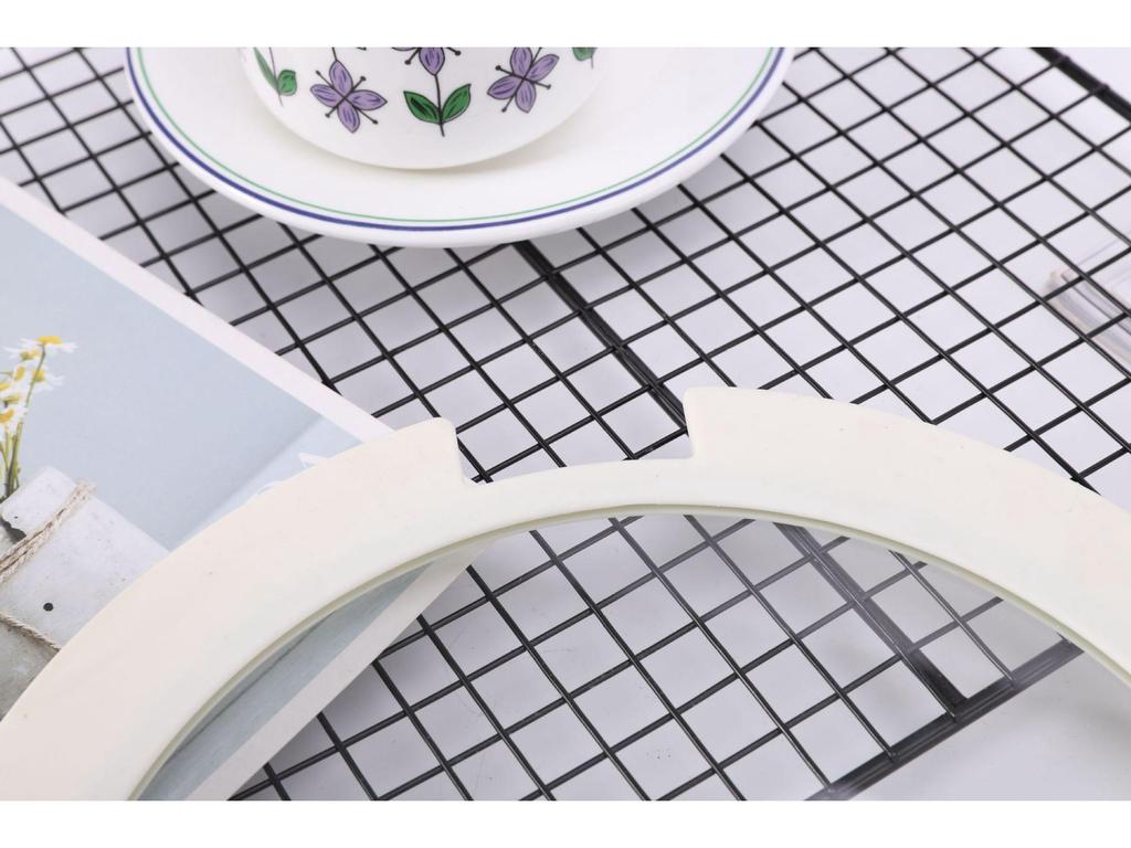 Universal Heat-Resistant Silicone Pot Lid with Notch - Edge-Sealing Glass Lid for Soup, Stir-fry, and Frying