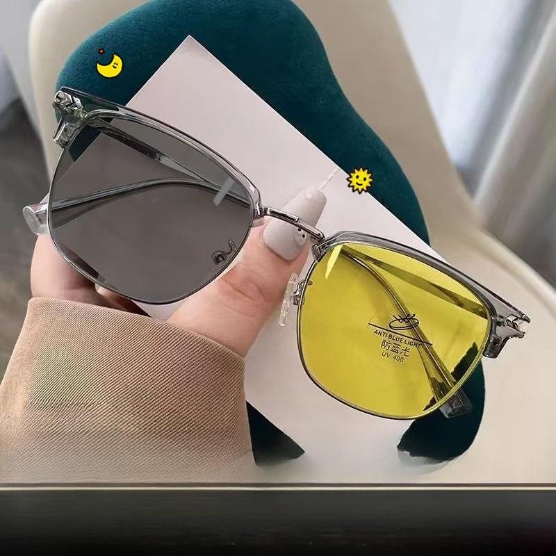 

Half-frame Photochromic Night Vision Myopia Glasses for Both Day and Night Use Anti Ultraviolet Anti Far Light Driving Eyewear 0