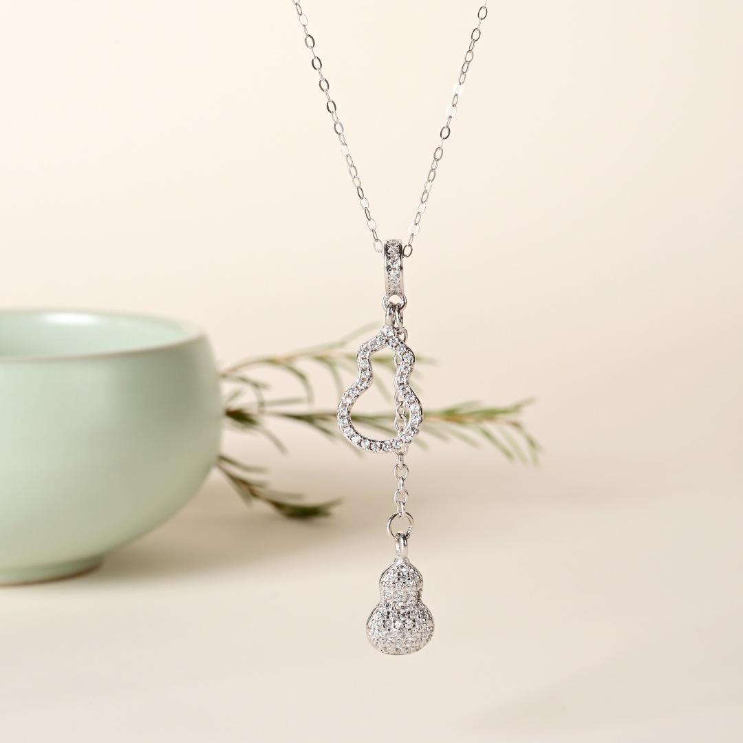 Ожерелье-подвеска из стерлингового серебра S925 с натуральным нефритовым тыквой - Элегантный китайский стиль