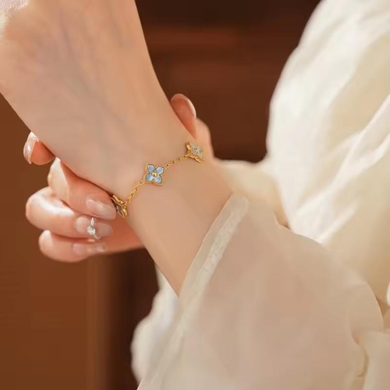 S925 silver shining eternal petals design adjustable bracelet suitable for women wedding holiday jewelry banquet gifts