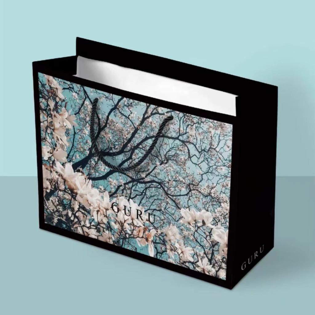 Light Luxury Gift Bag, Clothing Store Tote Bag, High-end Retro, Packaging Bag, White Card Paper Bag, Original Design, Gift Bag