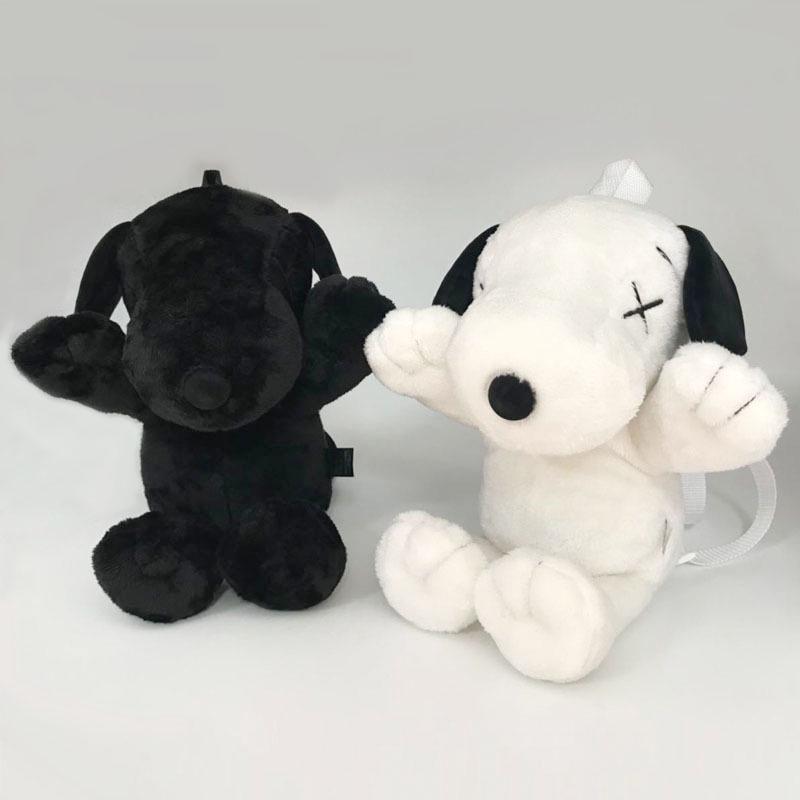 plush snoopy dog