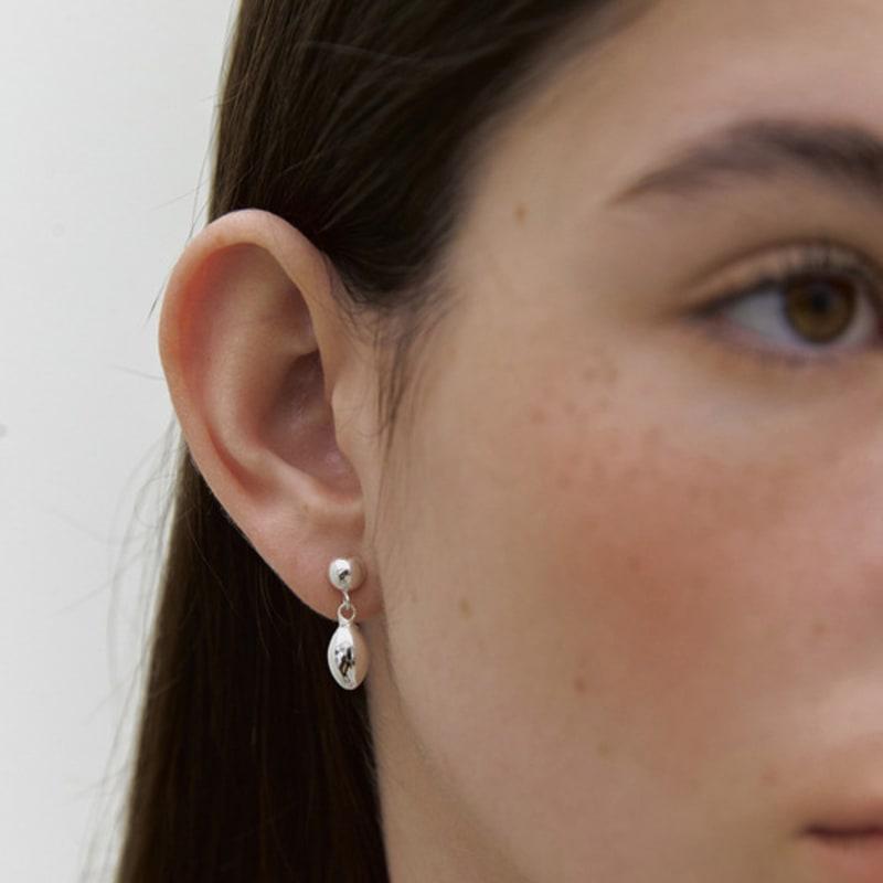 

mimesi Seed Drop Earring Silver