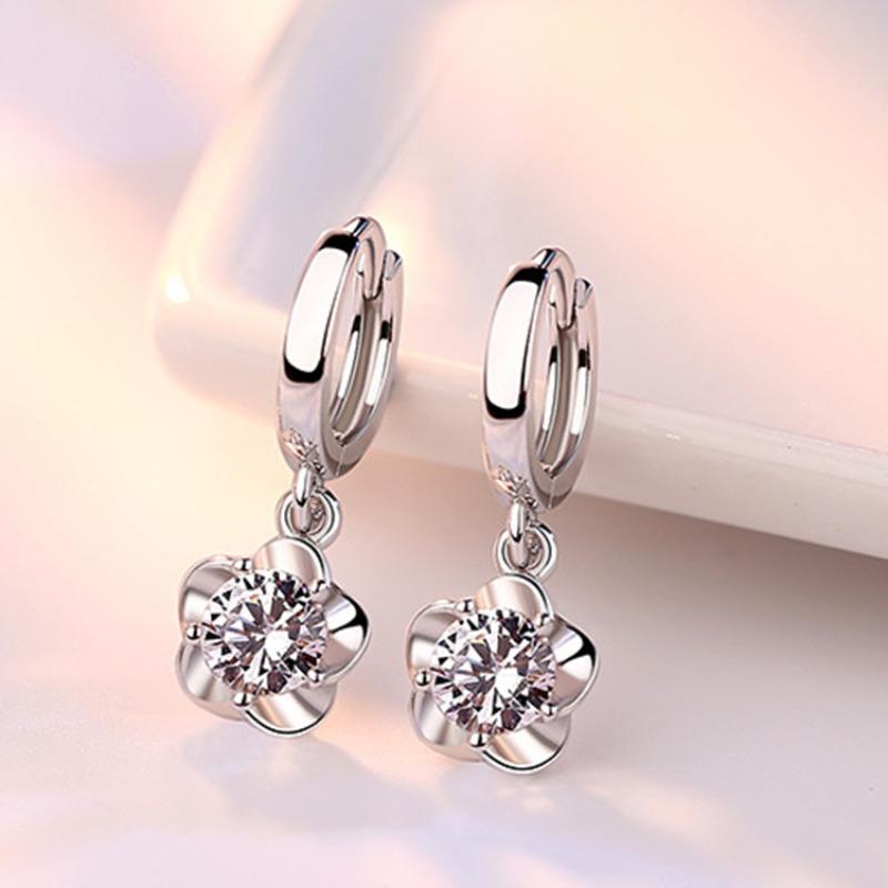 2Pcs Trendy New Fashion Zircon 925 Silver Earrings For Women With Simple Plum Blossom Earring Hoops And Elegant Earrings Gift