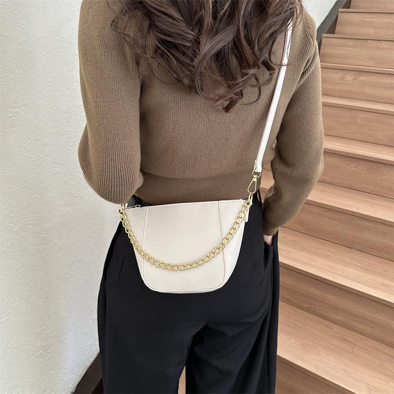 Chic Fall 2023 Retro Bucket Shoulder Bag For Women Pu Leather Chain Crossbody