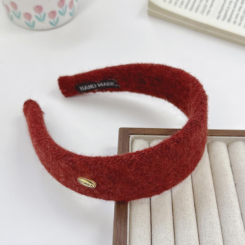 Gold Label Woolen Wide Headband for Autumn & Winter - High-Class Versatile Accessory for Flyaway Control & Outings