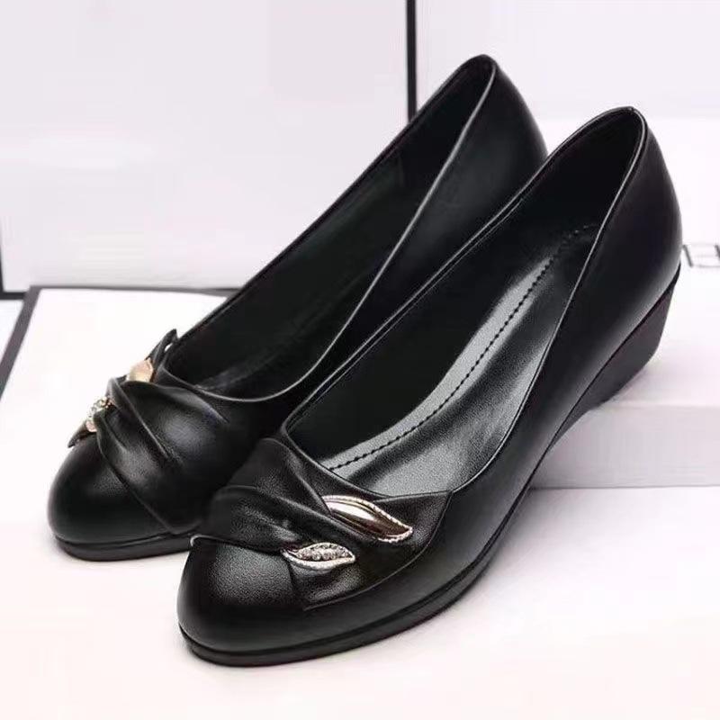 Casual schoenen zacht leer zachte zool comfortabele midden damesschoenen lente en herfst platte zool slijtvast waterdicht enkellaarsjes oma