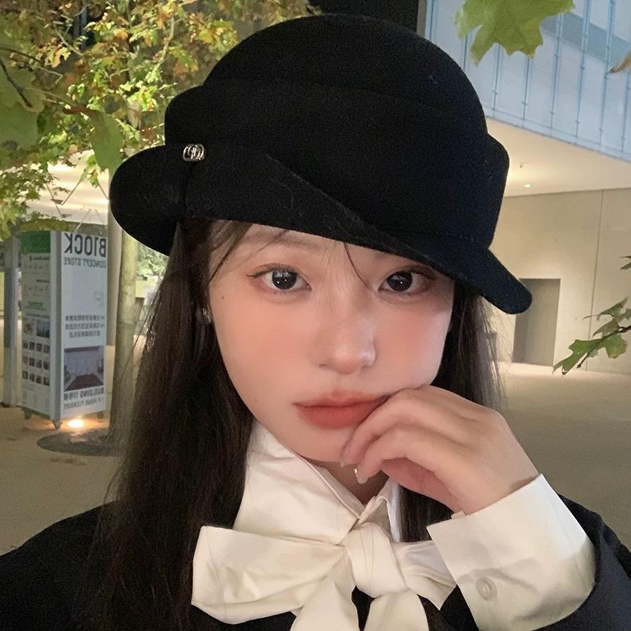 

Wool Hat Women S Season French Hepburn Style Black Basin Hat Temperament High-End Top Hat Trendy Crimped Stewardess Hat чорний