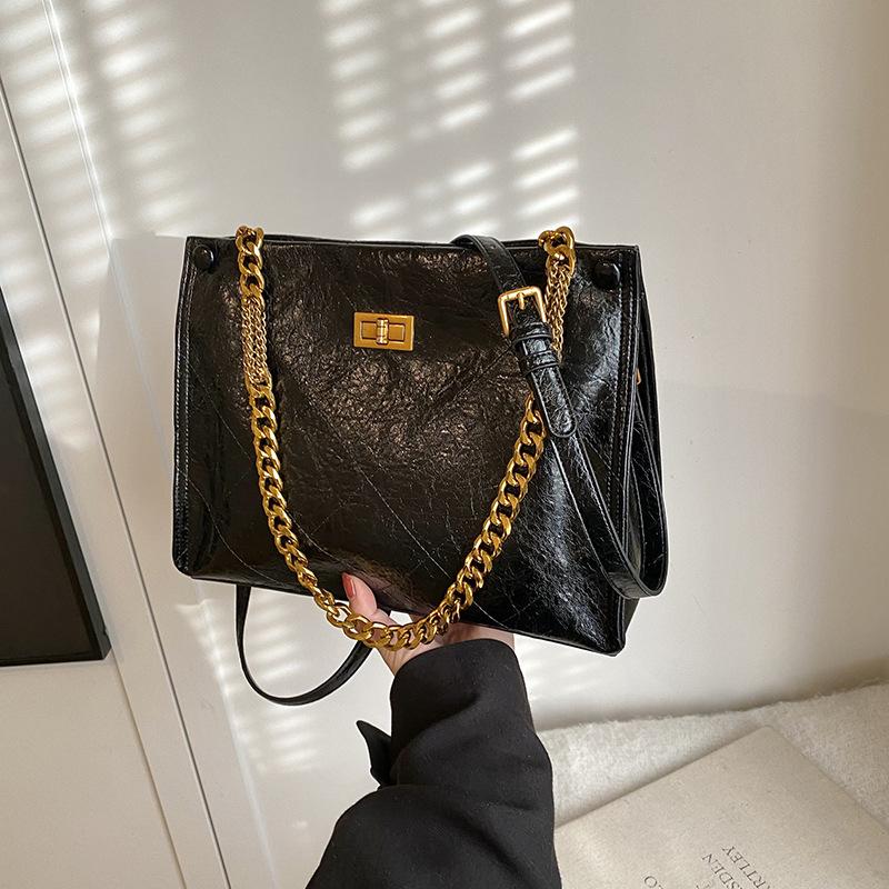 Rhombus chain bag women's large-capacity new fashion versatile shoulder messenger bag retro commuter bag