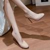 The skirt shows long legs, round head and thin heels to increase height, with temperament high heels, annual daily Mary Jane shoes