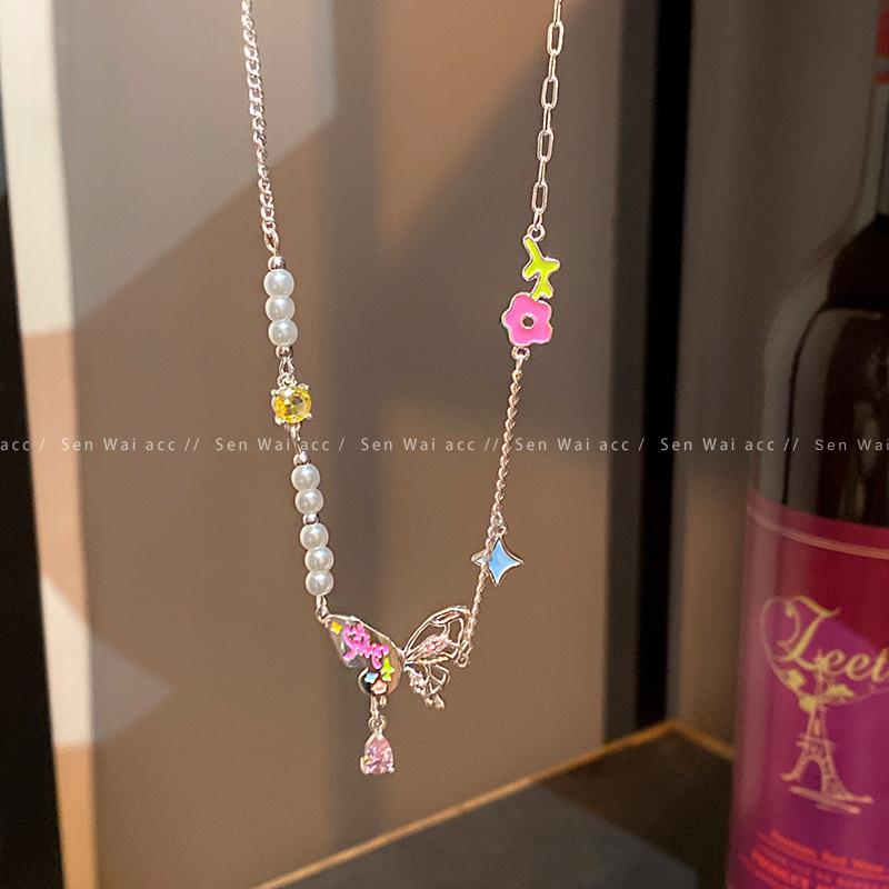 Dopamine Color Butterfly Pearl Necklace Female Sweet Design Clavicle Chain Unique Personality Neck Chain Accessories