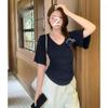 Design sense front shoulder short-sleeved T-shirt female slim and thin versatile simple style bottom V-neck waist top ins tide
