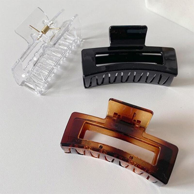 Women s Summer Daily Updo with Black Hair Clip A29513_White