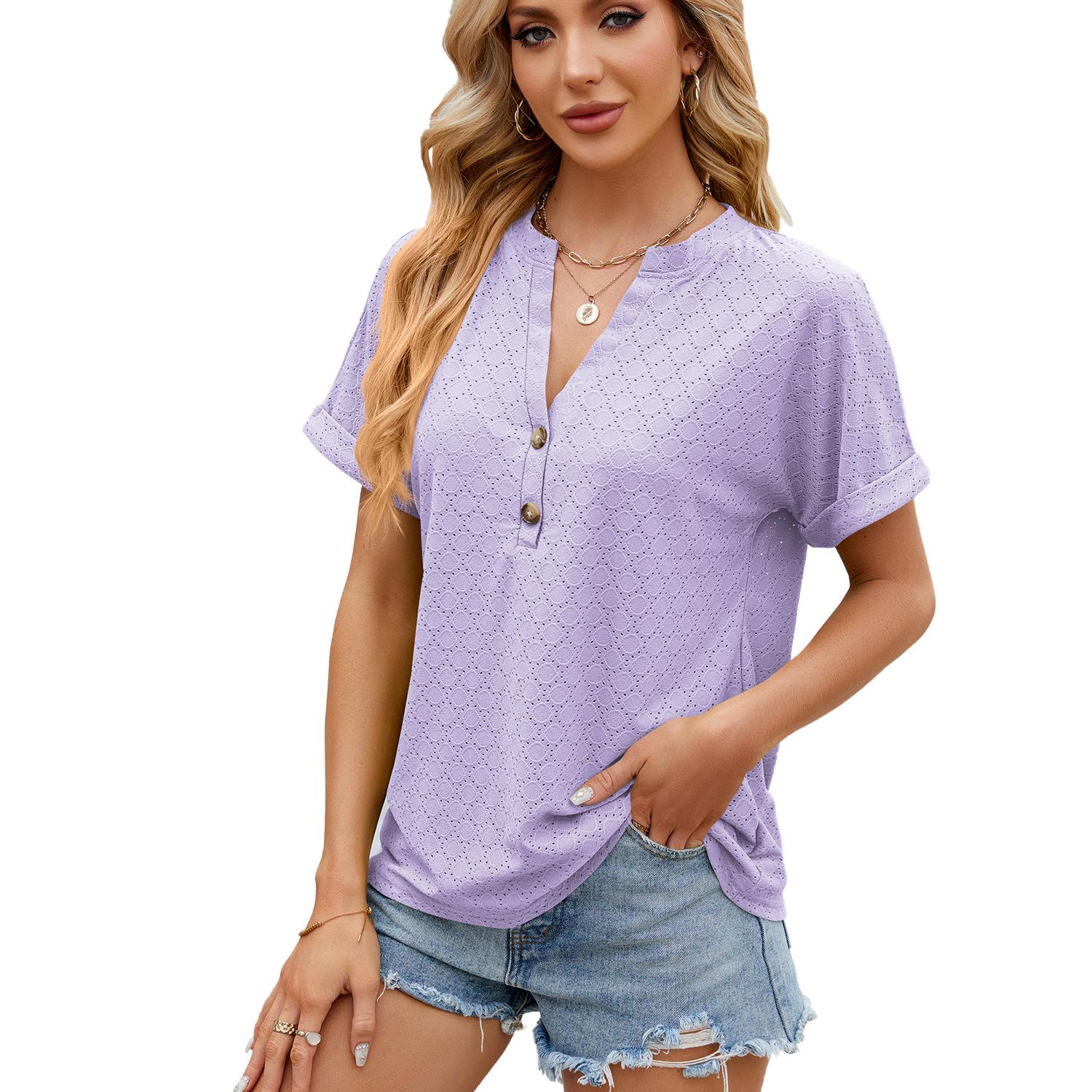 

Весенне-летний женский топ, однотонная свободная блузка с короткими рукавами на пуговицах и v-образным вырезом L фиолетовый