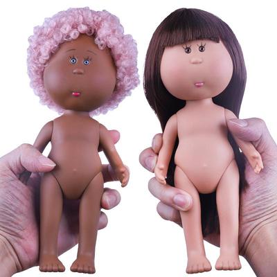 Bambole e peluche – Bambole