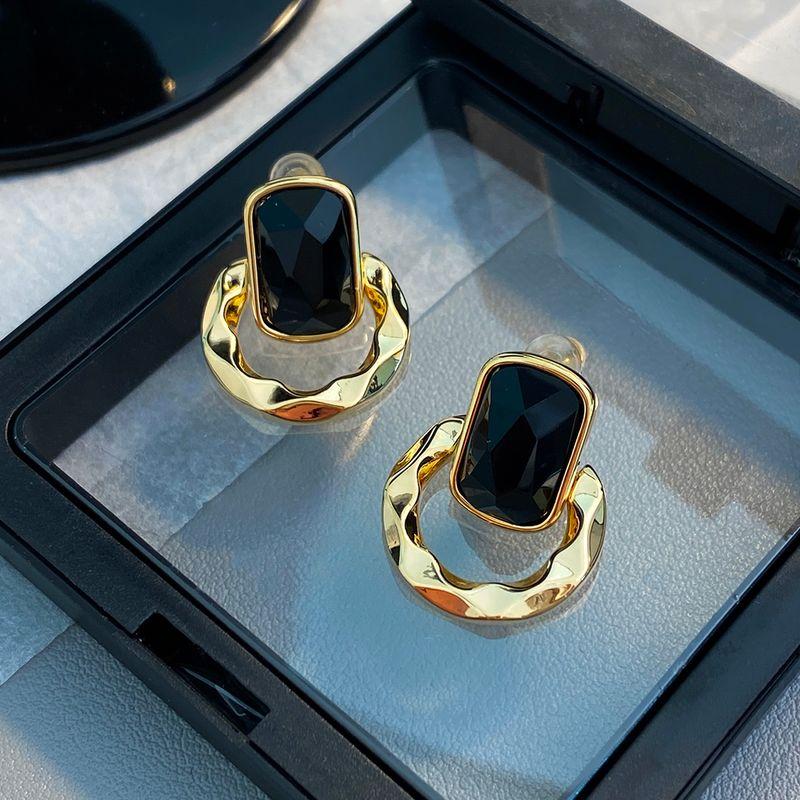 

2026 Spring/Summer New Imitation Crystal Earrings European and American Big Brand Hoop Earrings Square Studs Niche Fashion Earrings Korean Style Picture color