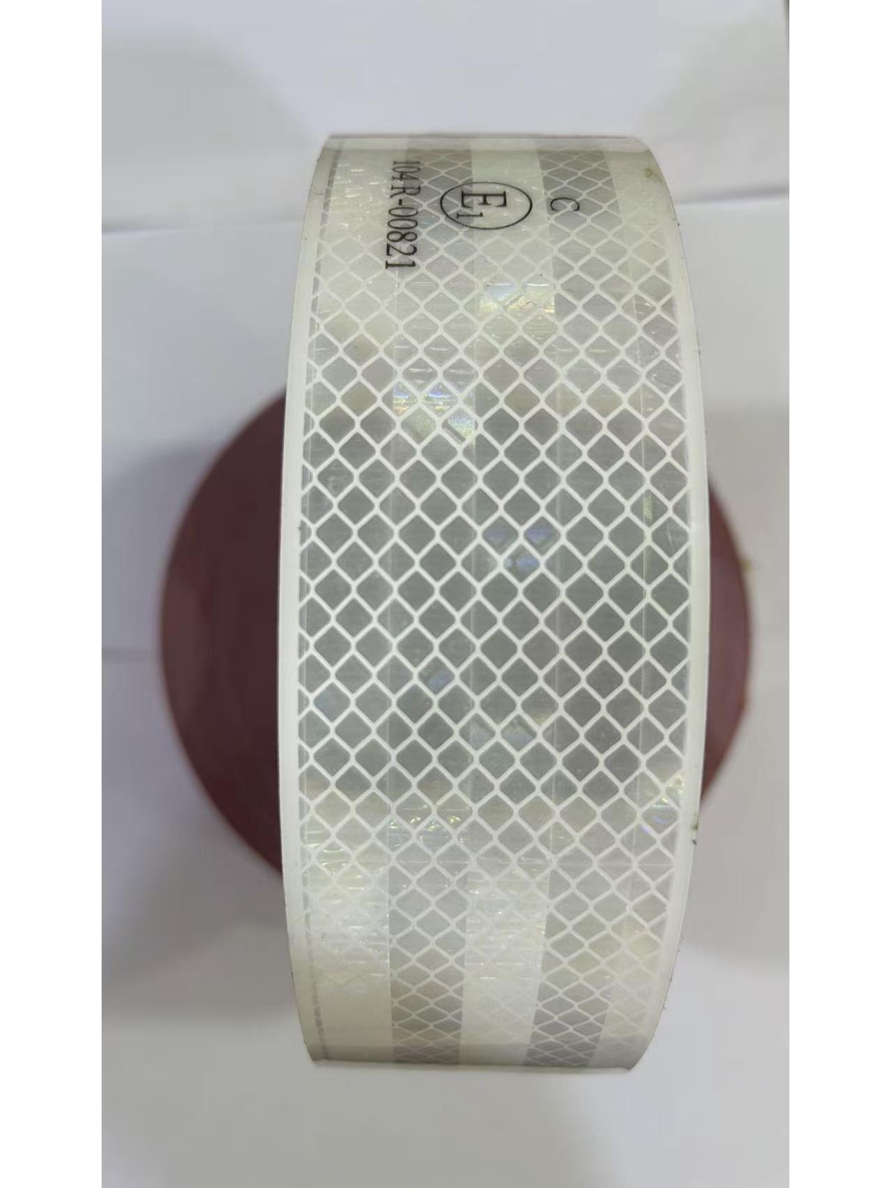 

European Standard High-Strength Reflective Safety Tape - Red & White for Trucks
