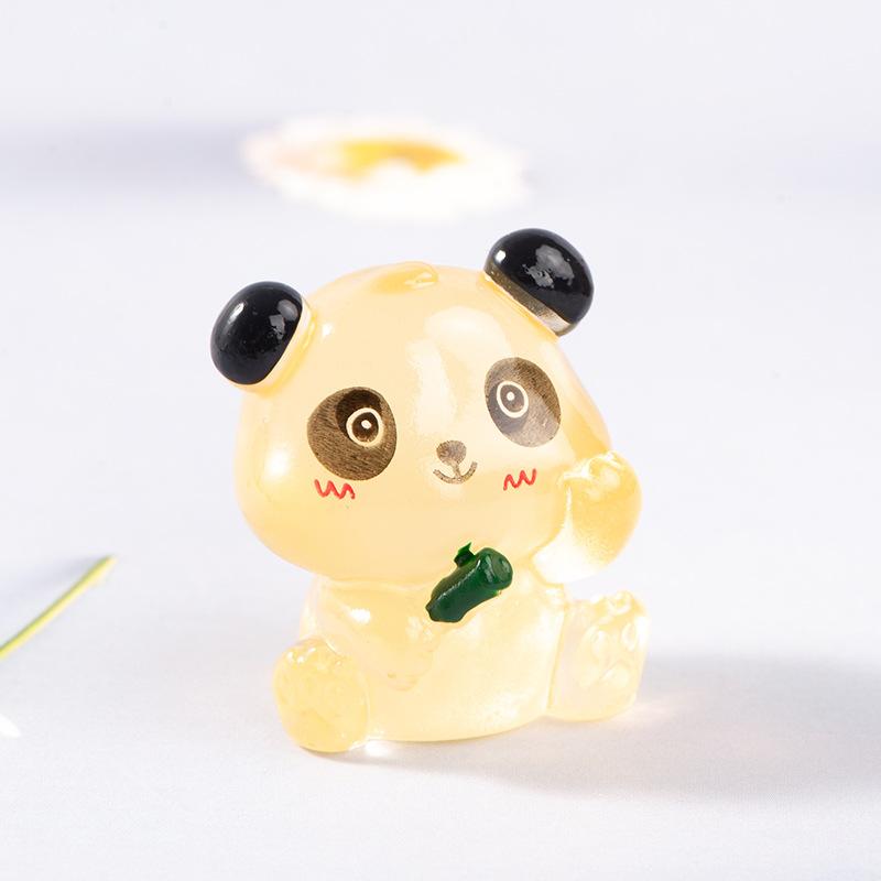 Micro Landscape Resin Decoration Glow-in-the-dark Cartoon Red Panda Decoration Desktop Car Decoration Accessories