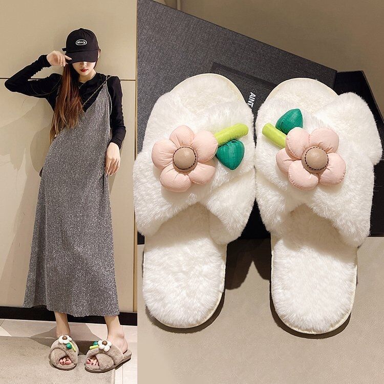 Lightweight, comfortable and non-slip cross-strapped cotton slippers for women in autumn and winter 2025, new fashionable versatile slippers for women