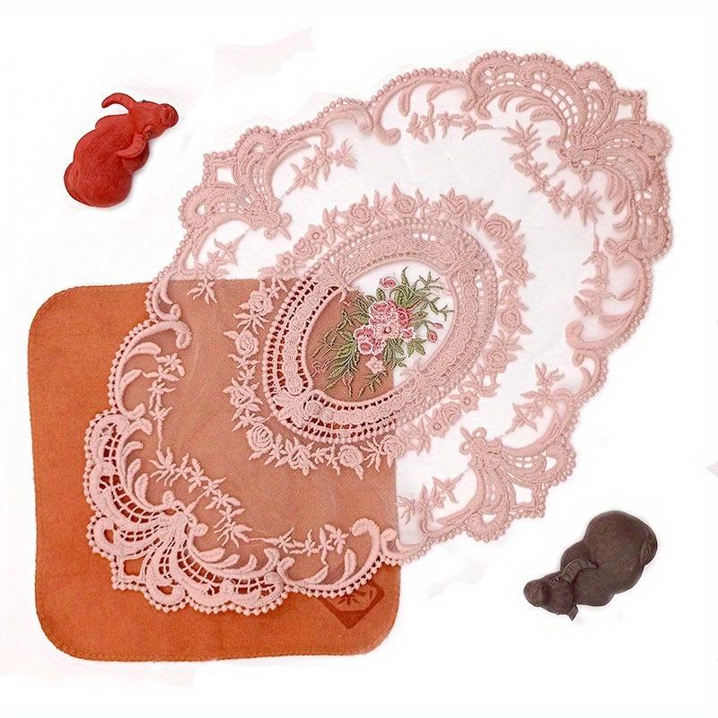 1Pcs Dining Table Embroidery Craft Placemat European Style Lace Insulation Plate Mat Anti-scald Coaster Table Pads