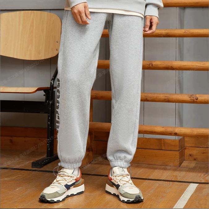 Li Ning Basketball Collection BADFIVE Elastic Cuff Fleece Lined Thermal Loose Fit Knitted Sweatpants Men's Gray AKLR801-4