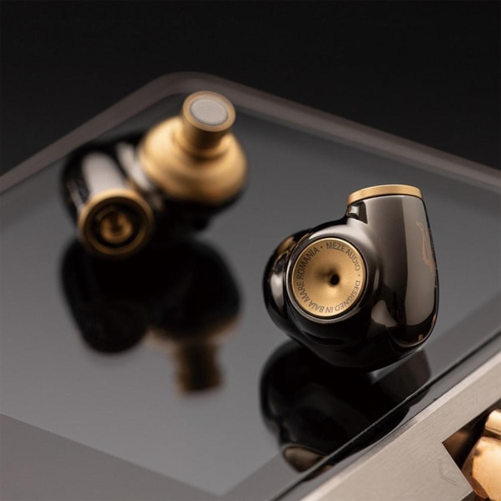 Meze Audio Versiegelte dynamische In-Ear-Monitor-Ohrhörer Advar
