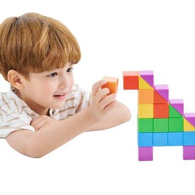 Brinquedos de construção e engenharia