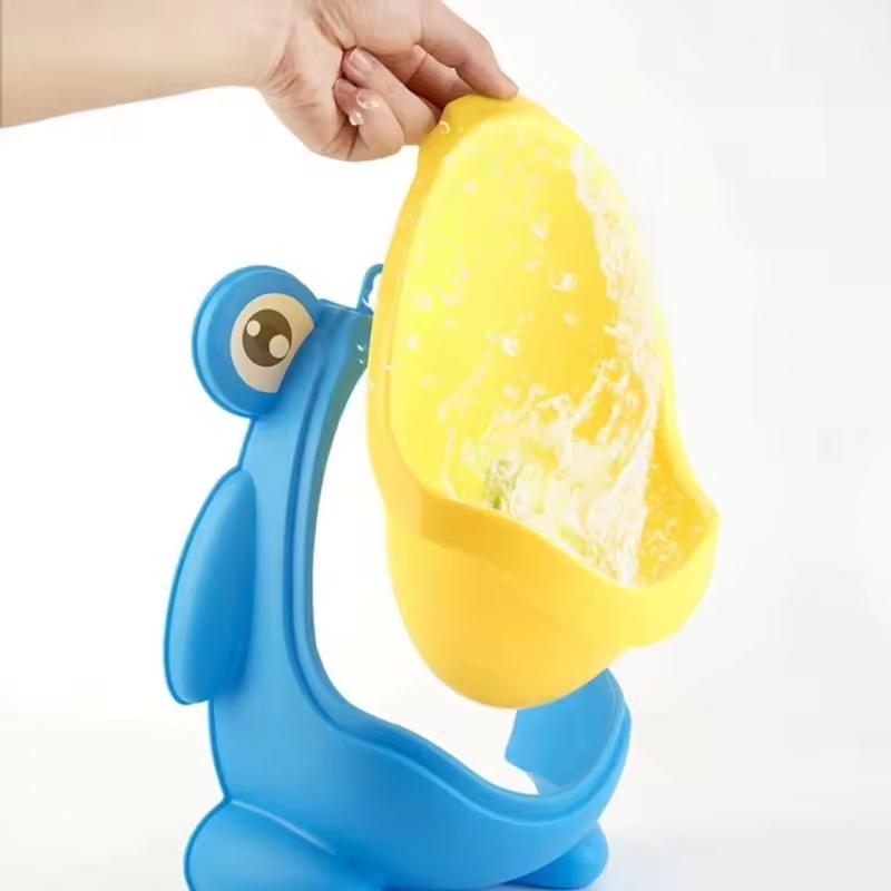 Frog Potty Training For Boys With Fun Target Game, Wall-Mounted Pee Trainer For Easy & Clean Learning