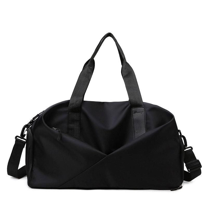 

Large Capacity Yoga Sports Bag with Printed Logo and Wet/Dry Separation, Ideal for Travel and Gym with Shoe Compartment