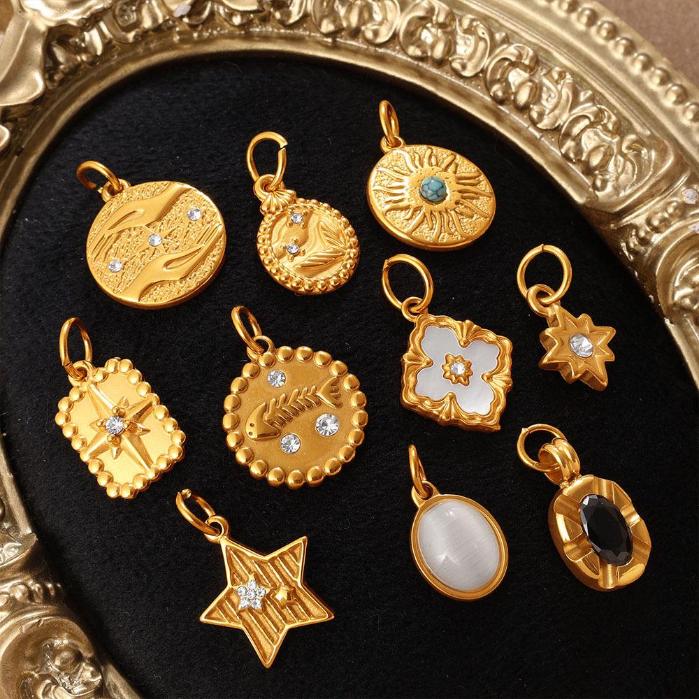European & American Stainless Steel Sun Design Niche Jewelry - Luxurious, Non-Fading Star Gold for Women