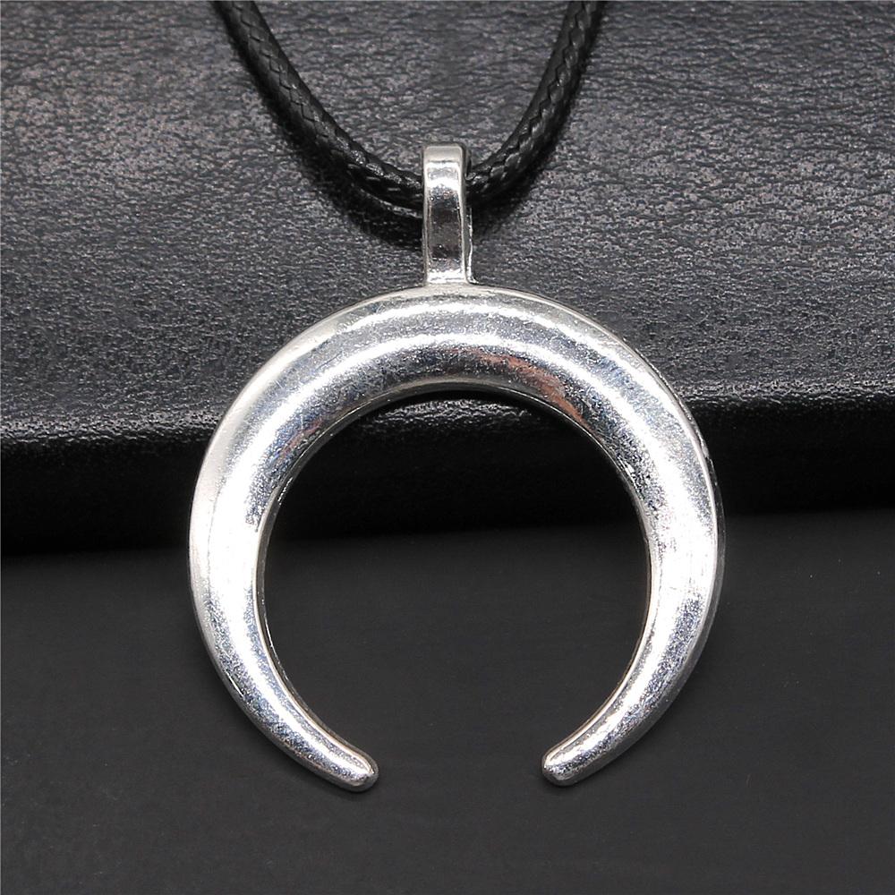 Crescent Moon Pendant Necklace OX Double Horn Necklaces for Women Vintage Jewelry Black Leather Chain Necklace