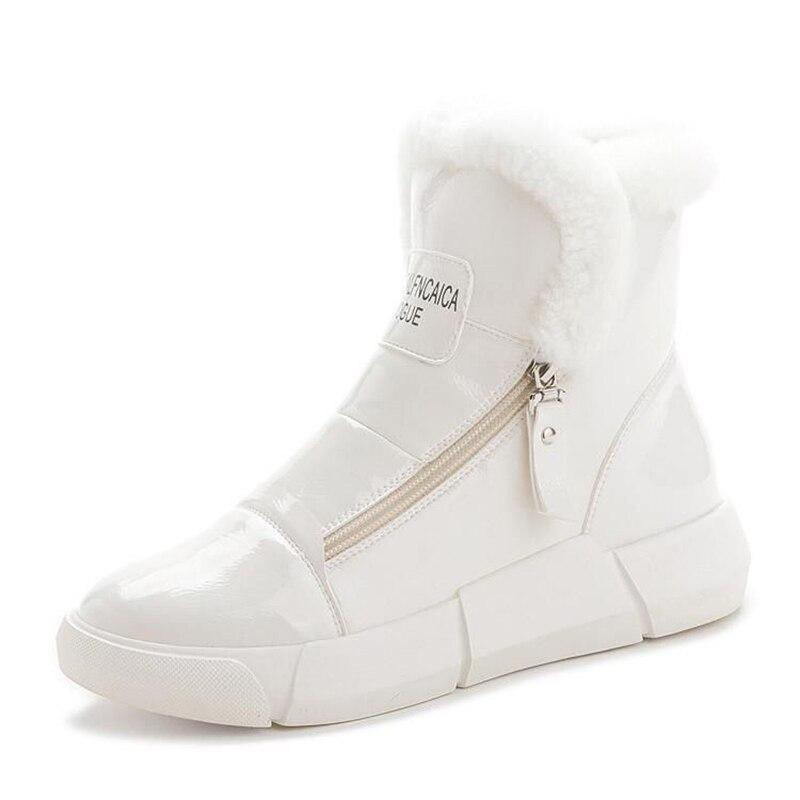 New Women Boots Winter Fashion Women Snow Boots Platform Keep Warm Ankle Winter Retro Zipper Short Plush Boots