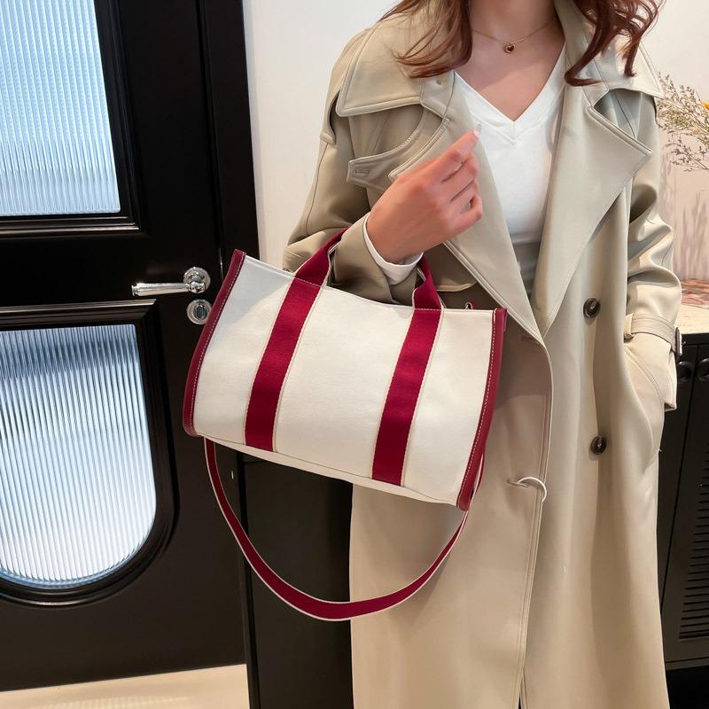 Niche design large-capacity handbag women's winter new fashion commuter shoulder messenger tote bag