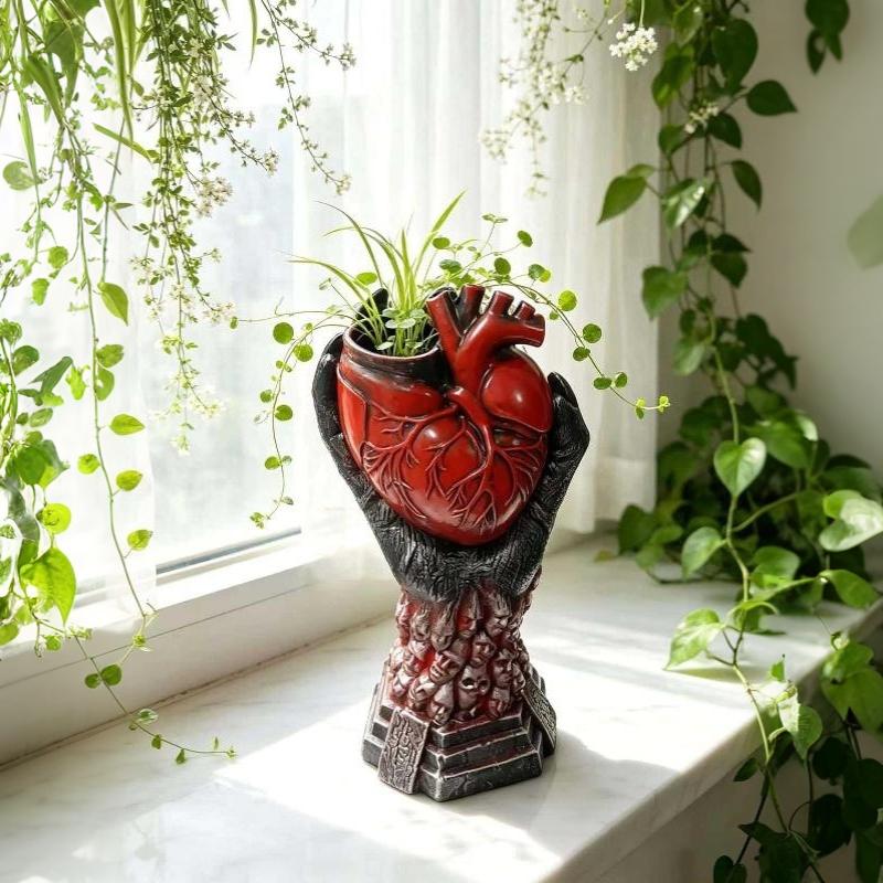 Gothic Anatomical Heart Resin Vase Unique Skull Base Perfect For Halloween Decor Dark Home Party Ornaments