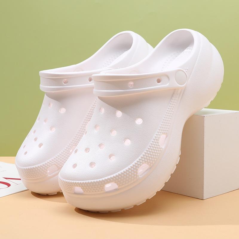 

Cloud hole shoes women wear EVA slippers in summer, heightening thick-soled beach wear-resistant and breathable bag head slippers women 34-35 білий