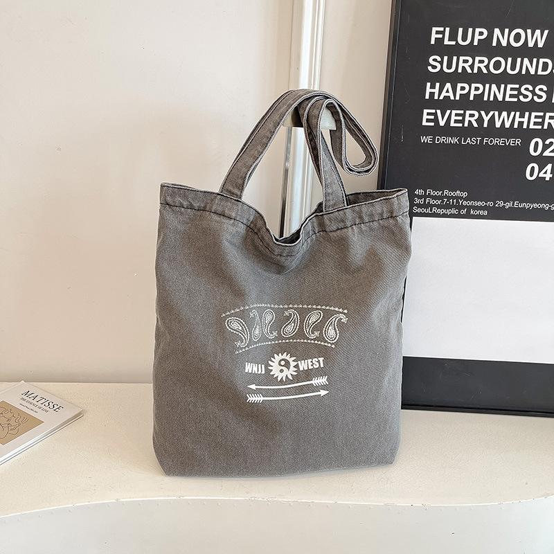 Niche Design Casual Fashion Foreign Style Large Capacity Tote Bag 2025 Summer New Personalized Women's Shoulder Bag