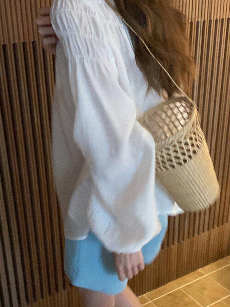 Camicetta da Donna in Chiffon con Pieghe, Maniche a Sbuffo e Scollo Tondo - Stile Giapponese & Coreano, Primavera/Autunno, Design Off-the-Shoulder