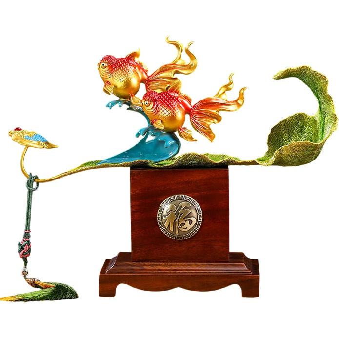 Aris & Juno Feng Shui Fortune Goldfish Copper Statue, Chinese Lucky Wealth Figurine for Home & Office Decor
