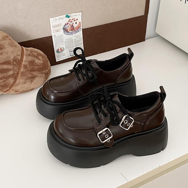 

Retro metal belt buckle belt imitation leather round head thick sole thick heel lace-up small leather shoes 2025 autumn and winter new loafers 39 коричневый